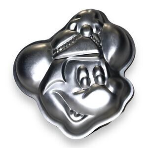 Vintage Wilton 1976 Mickey Mouse Metal Cake Pan Baking Mold 515-329 Walt Disney